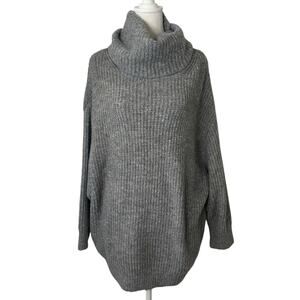 Lulus gray knit oversize turtleneck sweater size S